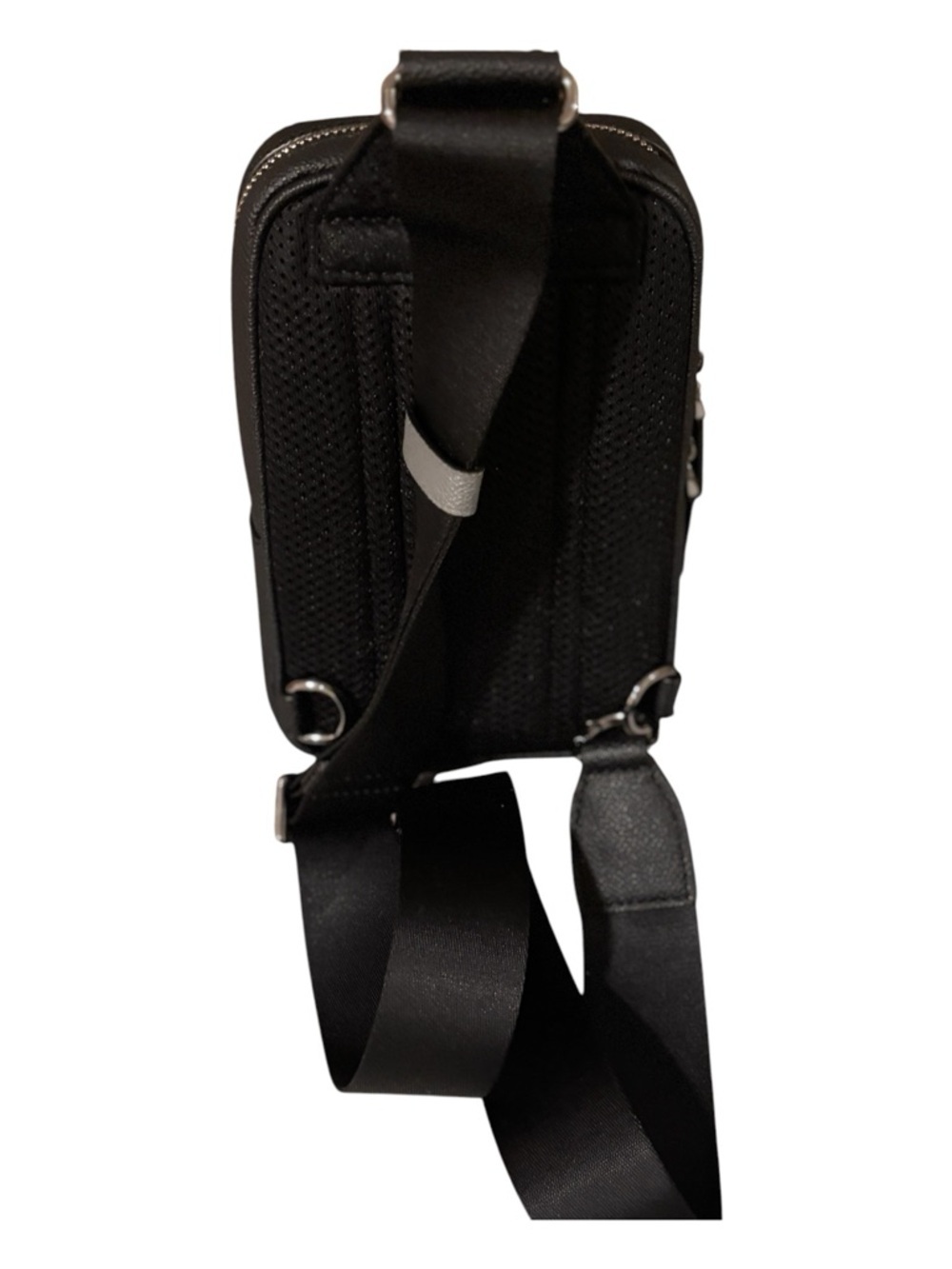 Michael Kors Cooper Medium Sling Pack – New - Picture 2 of 8